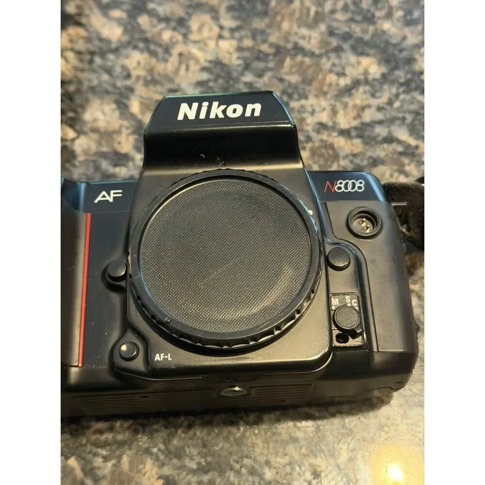 NIKON N8008 Camera & Nikkor 35-70 Lens LOT 3805/70